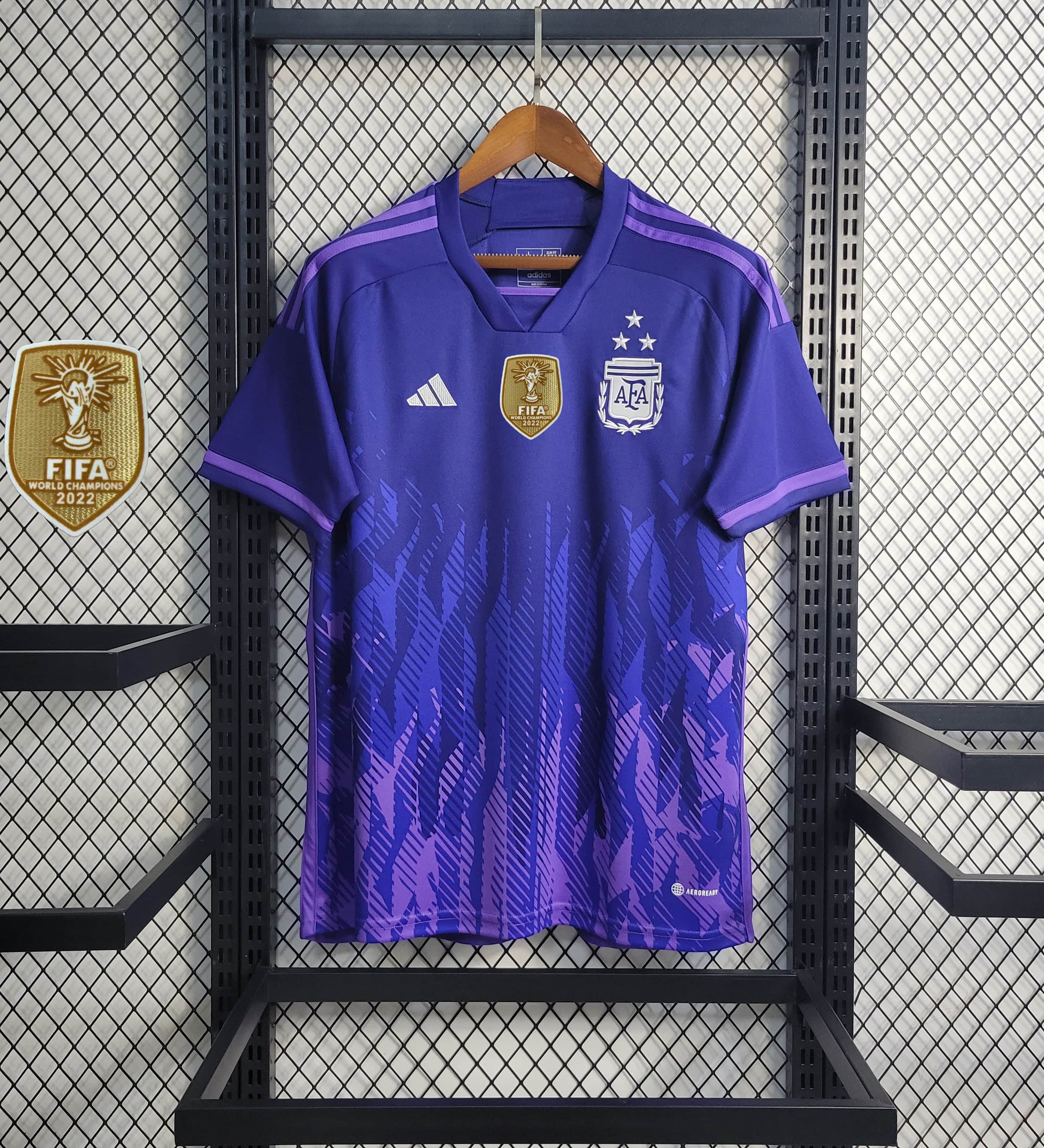 طقم الأرجنتين لكأس العالم 2022