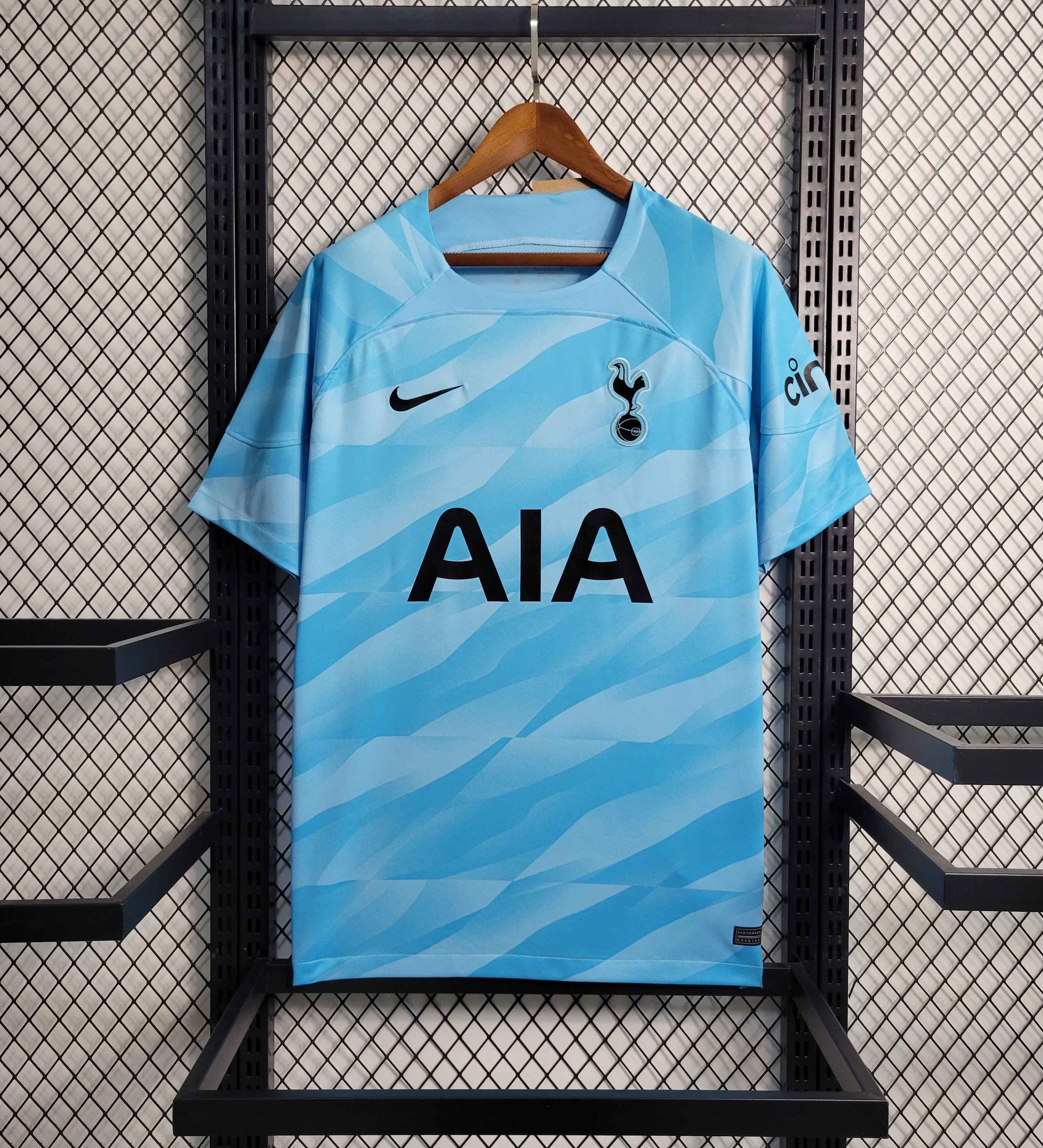 Tottenham HotSpur "Blue Ocean" Special