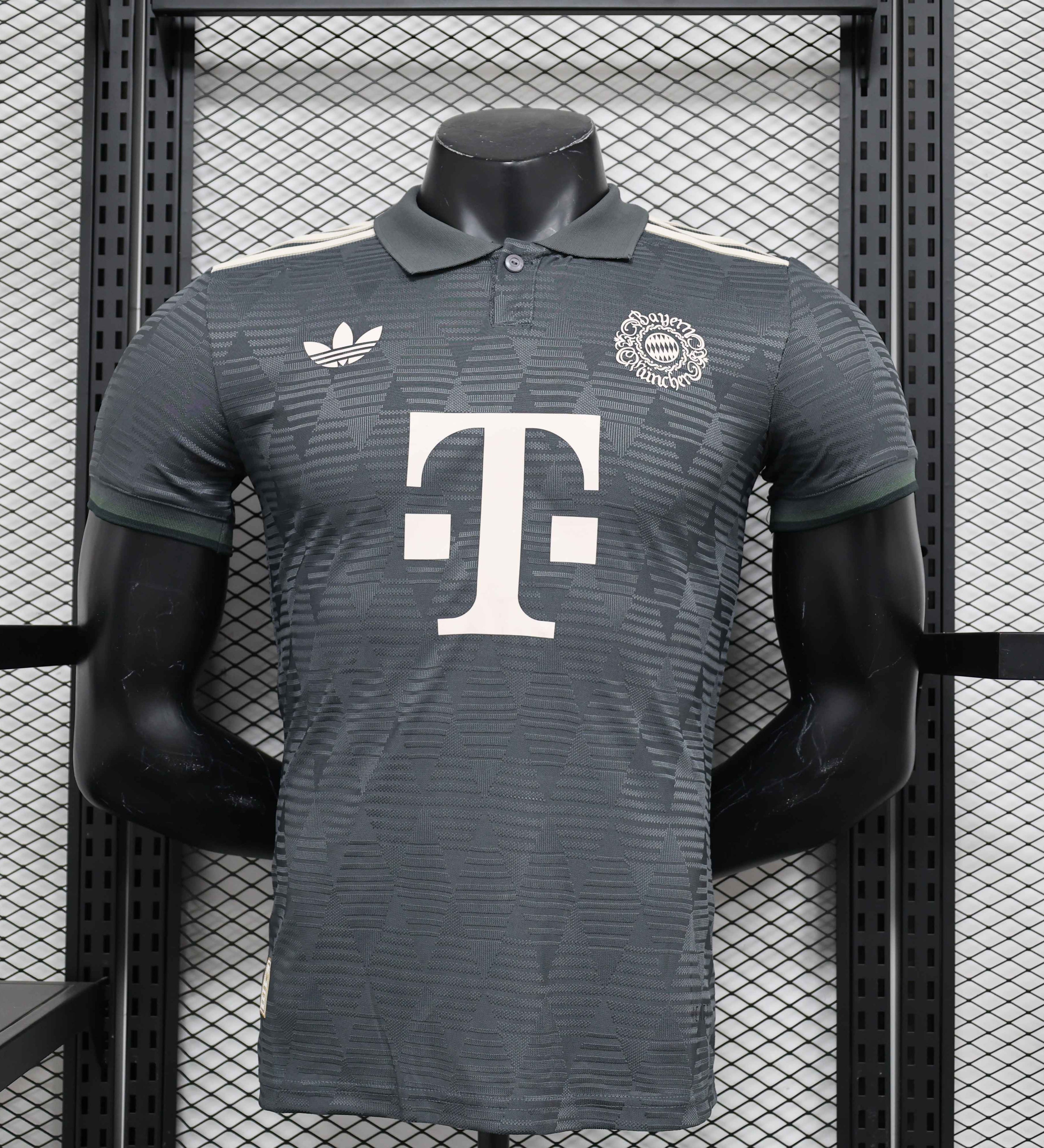 Bayern Munich "baly Gray" Special Kit