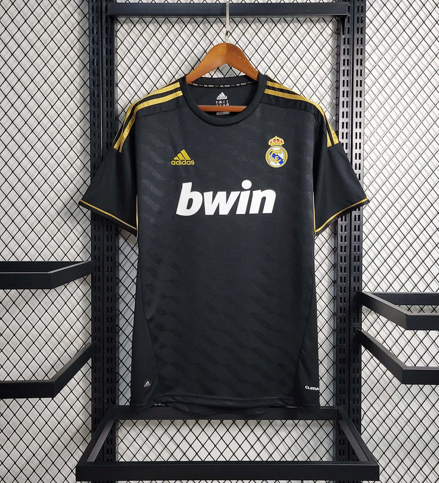 Real Madrid 2011-2012 Retro Away