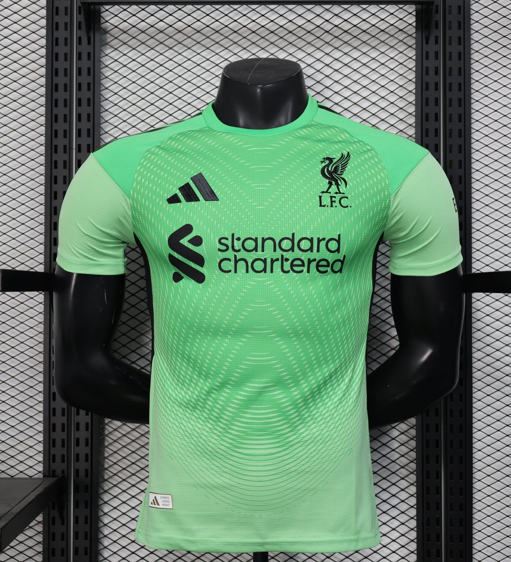 Liverpool 2025-2026 Goalkeeper Kit
