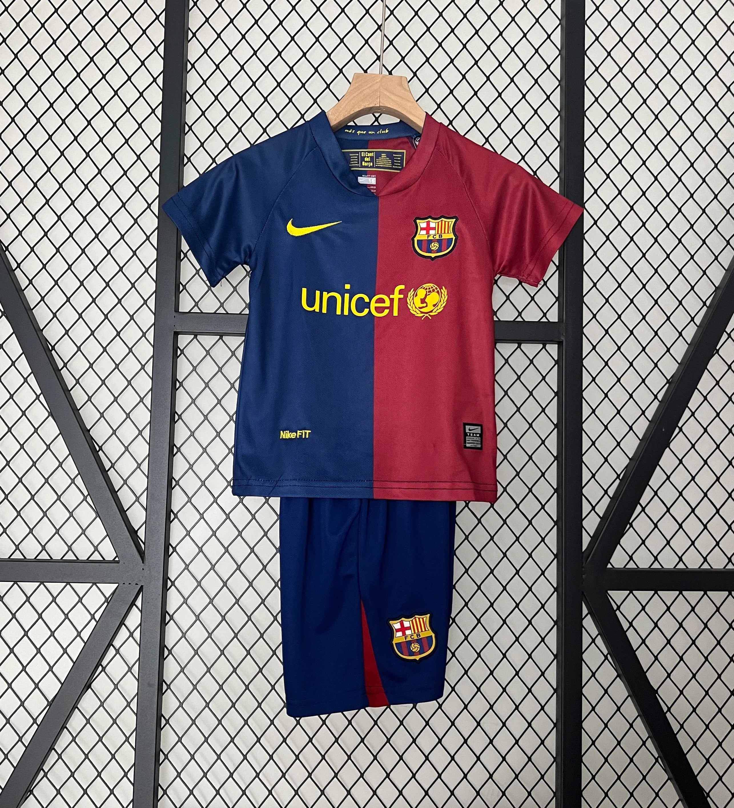 Barcelona 08/09 Home Jersey Kids