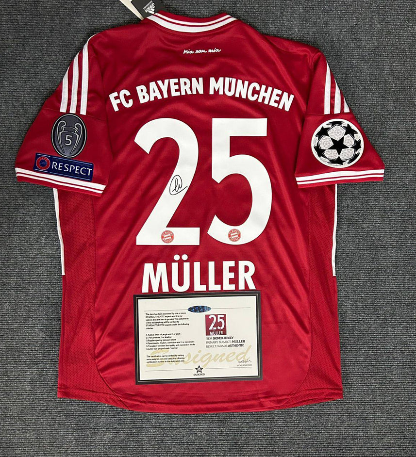 Bayern Munchen "Muller" Signed Shirt